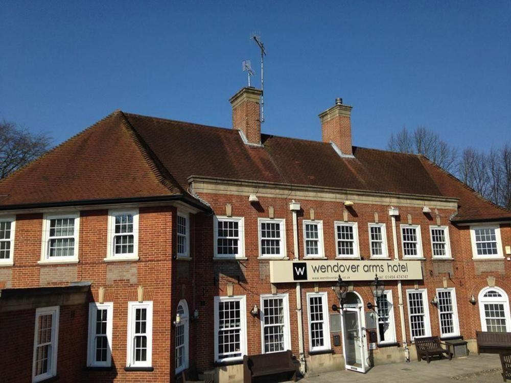 Wendover Arms Hotel High Wycombe Exterior foto